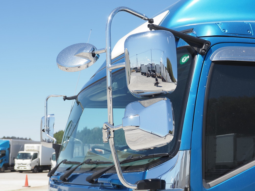 いすゞ フォワード ウイング車 中型 2RG-FRR90T2 年式 H30[写真09]