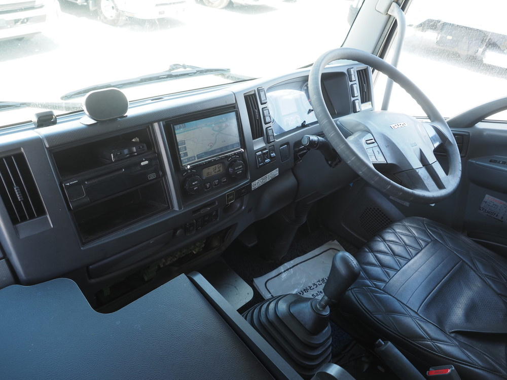 いすゞ フォワード ウイング車 中型 2RG-FRR90T2 年式 H30[写真37]