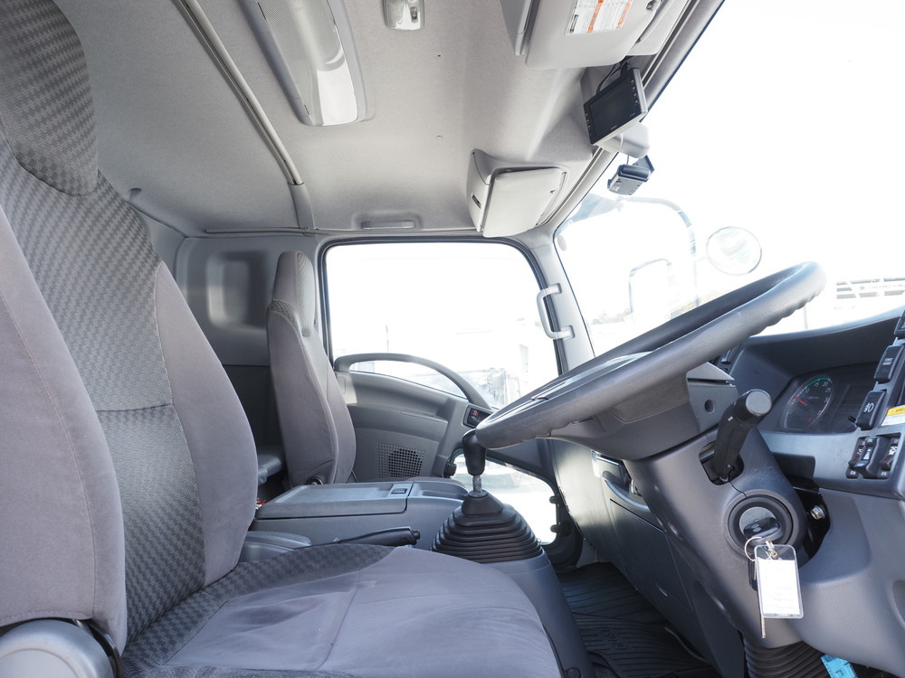 いすゞ フォワード ウイング車 中型 TKG-FRR90T2 年式 H29[写真32]