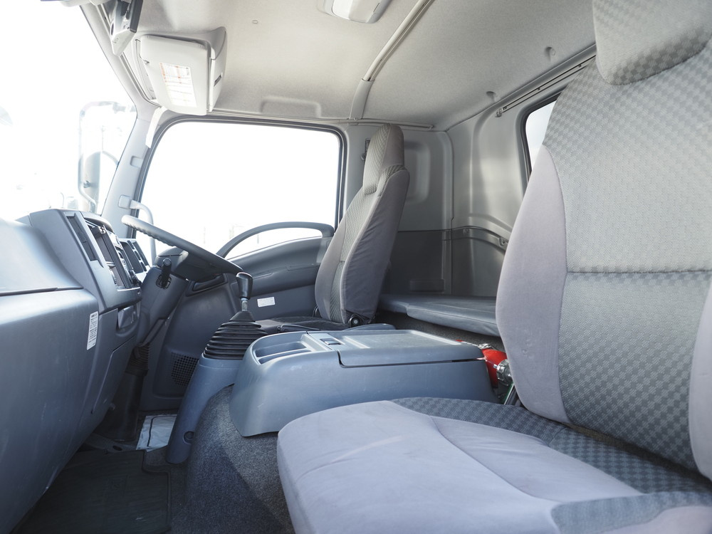 いすゞ フォワード ウイング車 中型 TKG-FRR90T2 年式 H29[写真41]