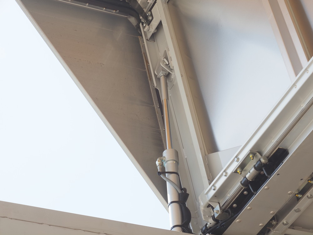 いすゞ フォワード ウイング車 中型 TKG-FRR90T2 年式 H29[写真17]