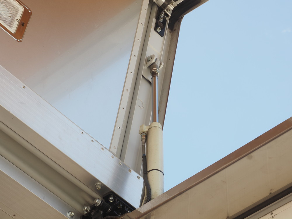 日野 プロフィア ウイング車 大型 QPG-FW1EXEG 年式 H28[写真20]