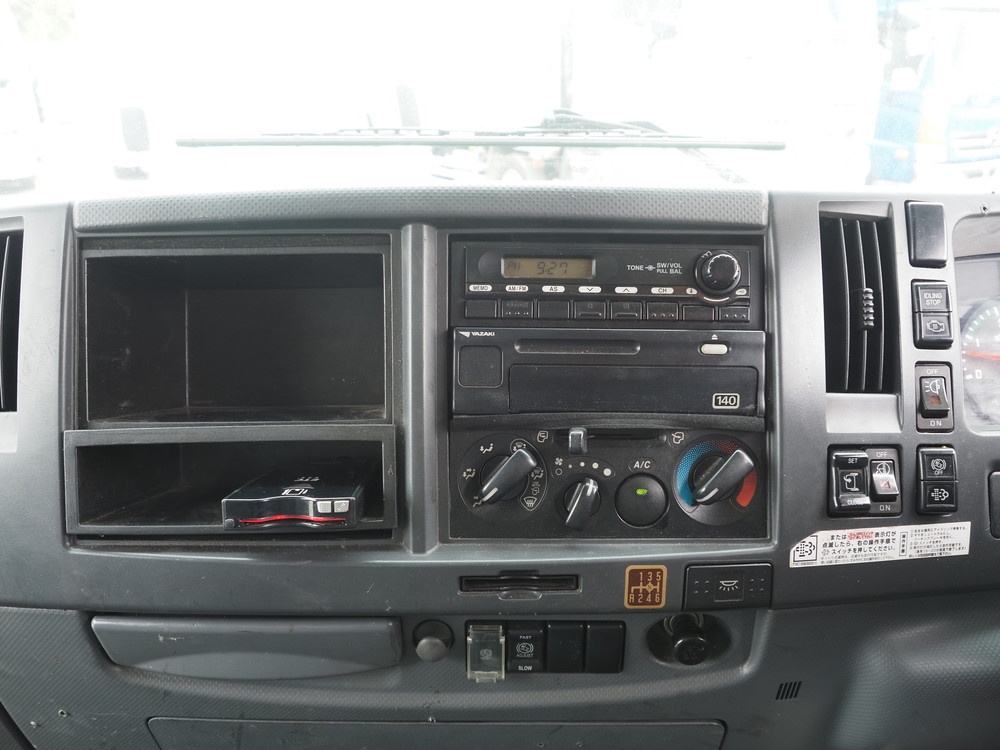 いすゞ フォワード ウイング車 中型 PKG-FRR90T2 年式 H23[写真28]