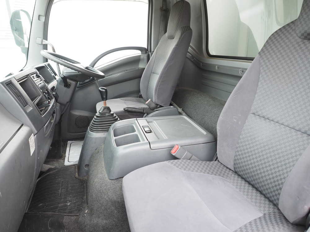いすゞ フォワード ウイング車 中型 PKG-FRR90T2 年式 H23[写真30]