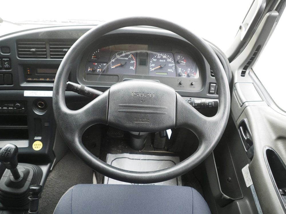 いすゞ ギガ ウイング車 大型 QKG-CYJ77A 年式 H26[写真31]