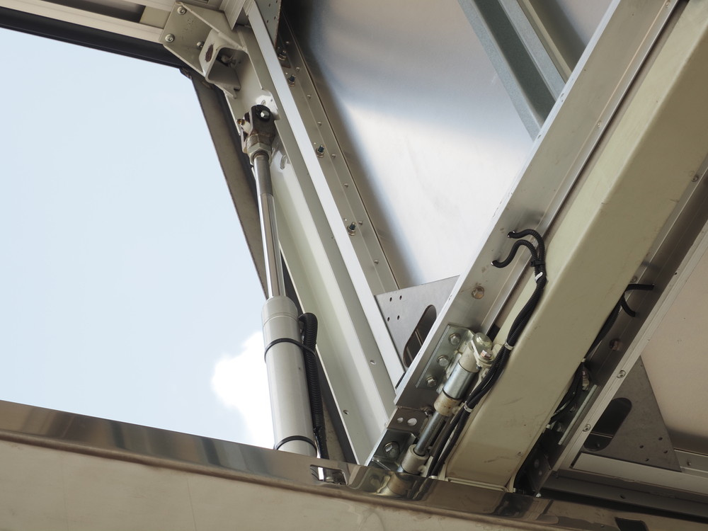 日野 プロフィア ウイング車 大型 2DG-FR1EHG 年式 H30[写真12]