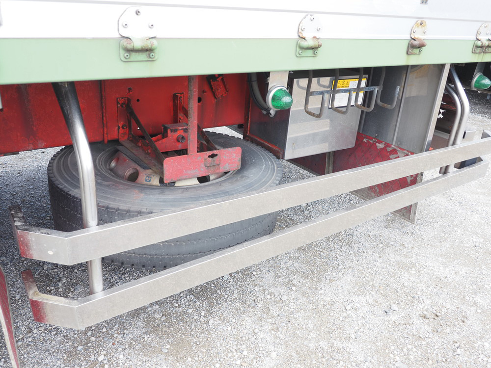 いすゞ ギガ ウイング車 大型 QKG-CYL77AA 年式 H26[写真21]