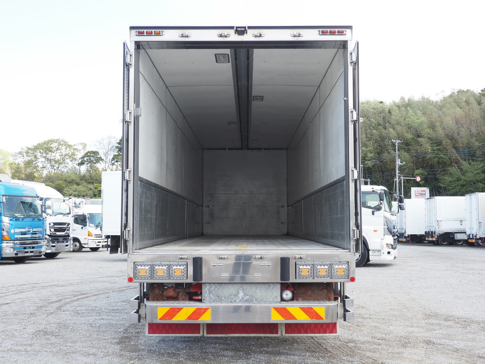 いすゞ ギガ ウイング車 大型 QKG-CYL77AA 年式 H26[写真31]