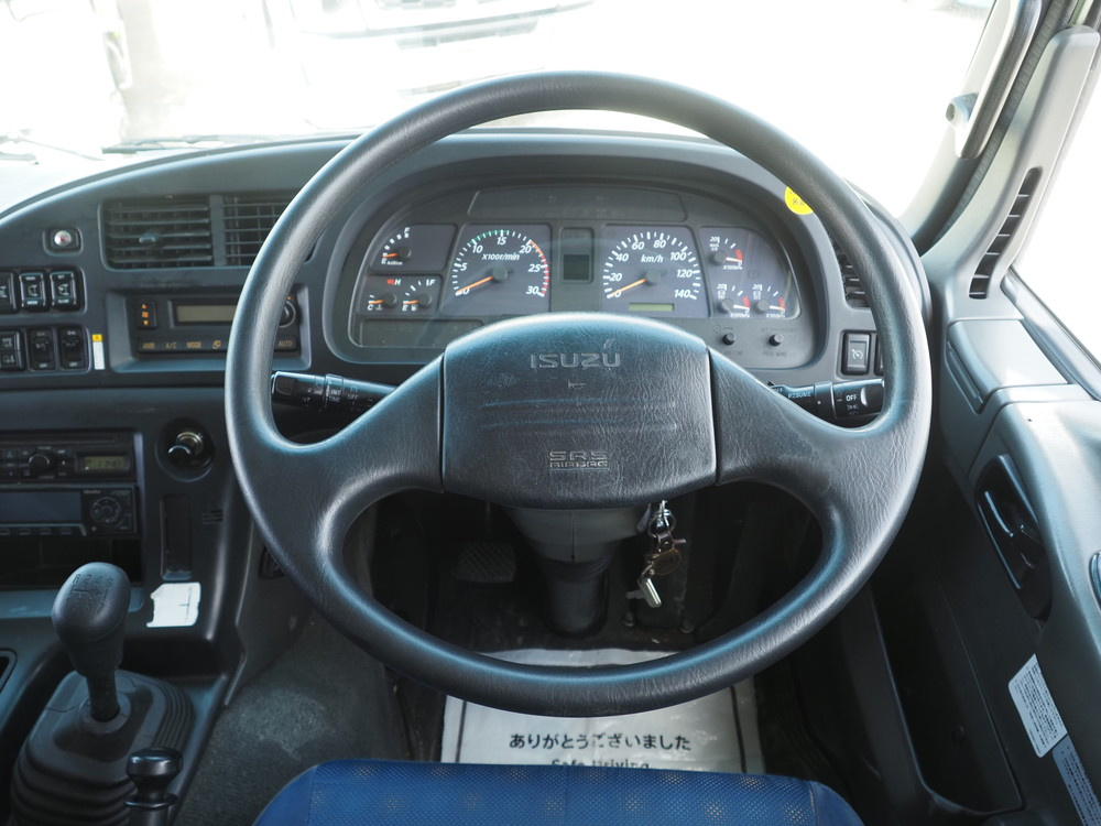 いすゞ ギガ ウイング車 大型 QKG-CYL77AA 年式 H26[写真38]