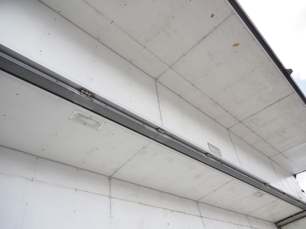 いすゞ ギガ ウイング車 大型 QKG-CYL77AA 年式 H26[写真27]