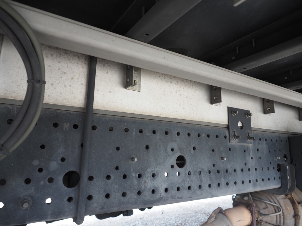 いすゞ フォワード ウイング車 中型 TKG-FRR90S2 年式 H27[写真30]