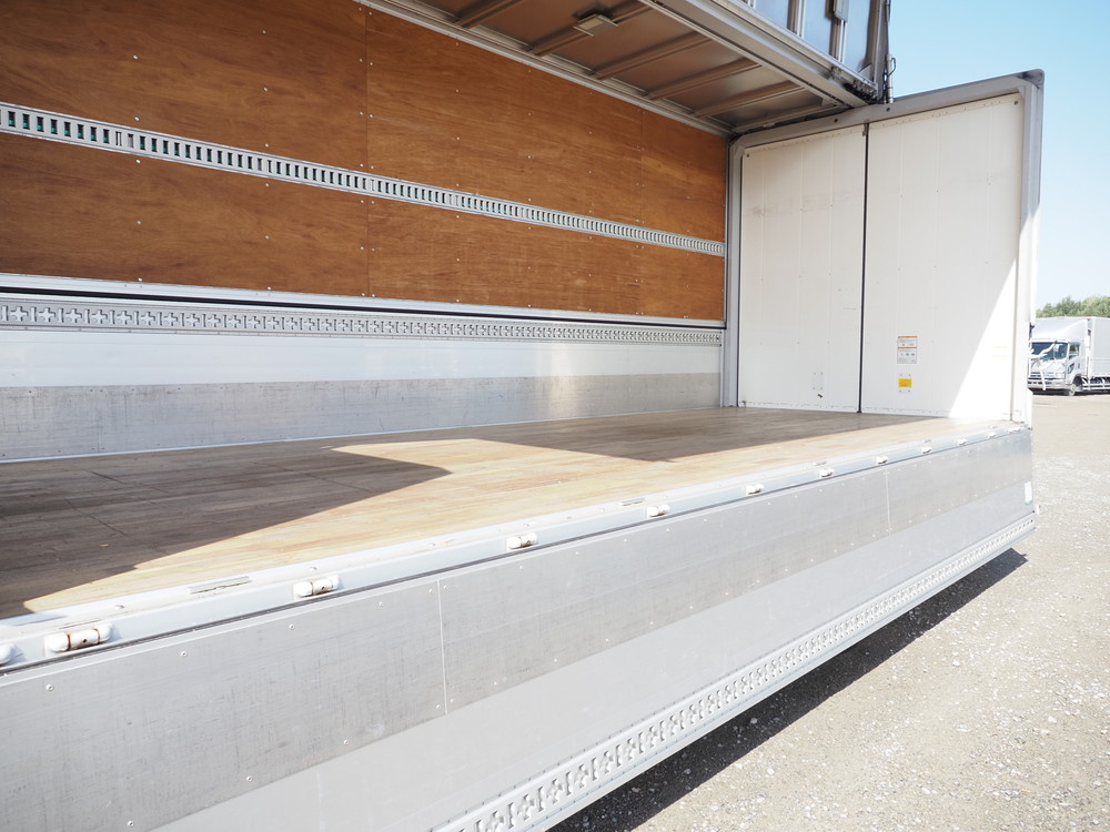 いすゞ フォワード ウイング車 中型 TKG-FRR90S2 年式 H28[写真19]