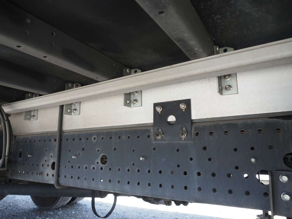 いすゞ フォワード ウイング車 中型 TKG-FRR90S2 年式 H28[写真40]