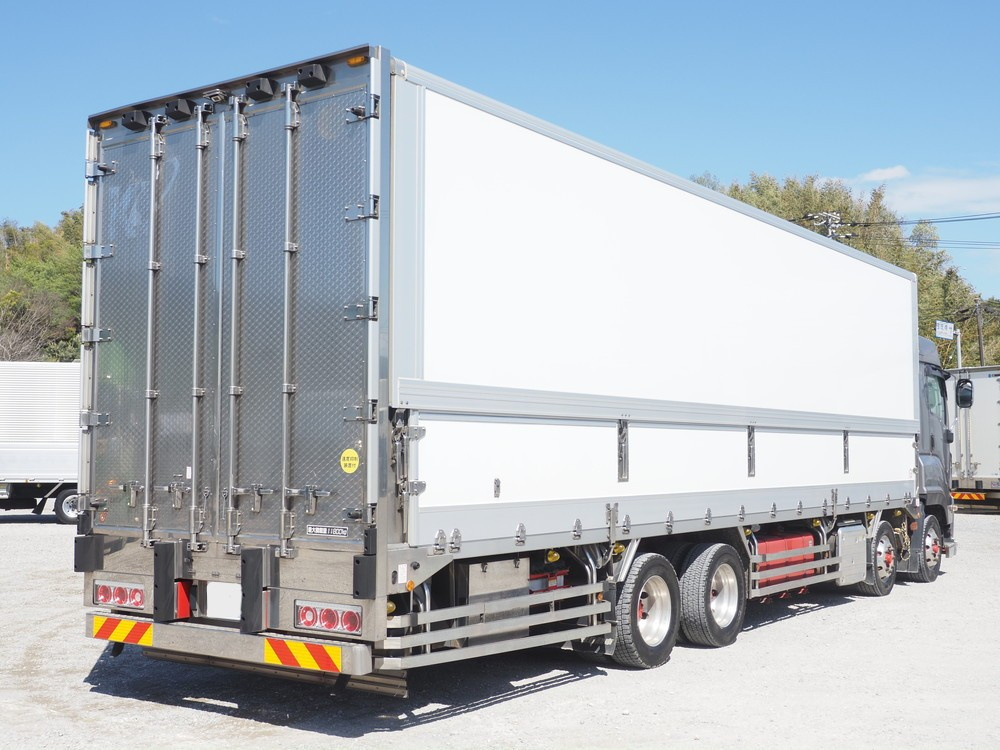 いすゞ ギガ 冷凍ウイング 大型 2PG-CYJ77C 年式 H30[写真05]