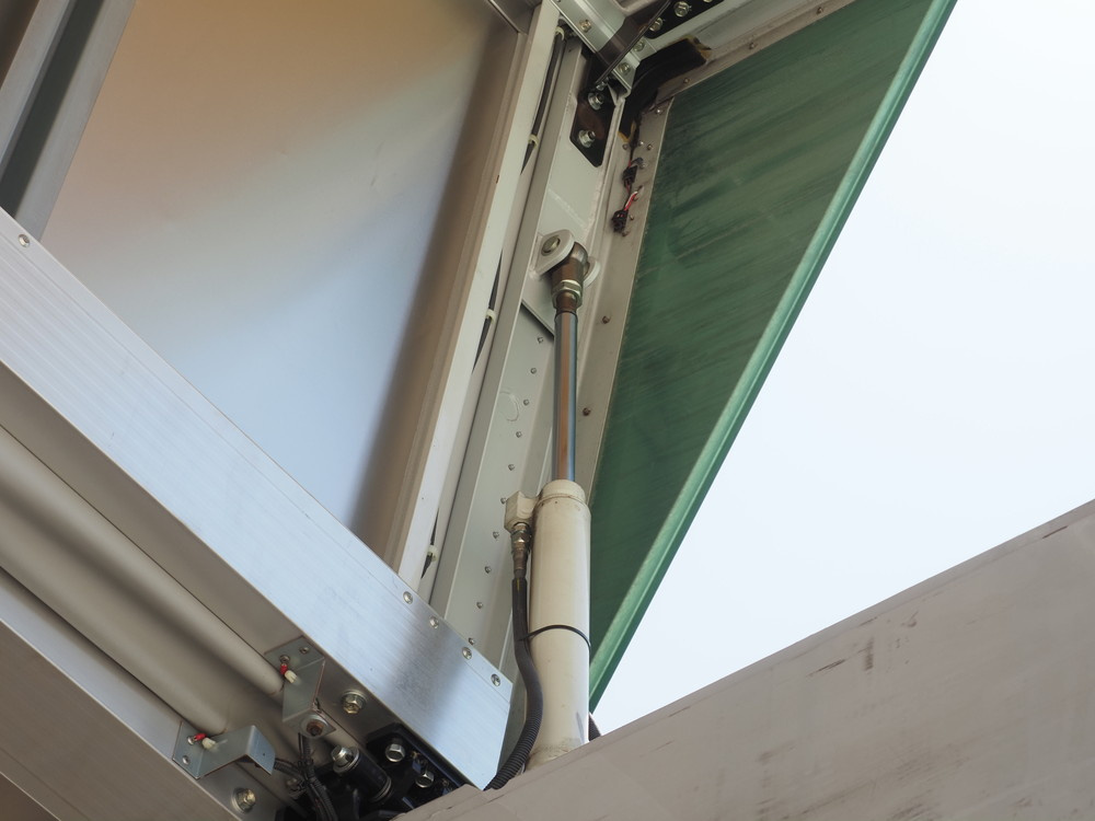 日野 プロフィア ウイング車 大型 QPG-FW1EXEG 年式 H26[写真14]