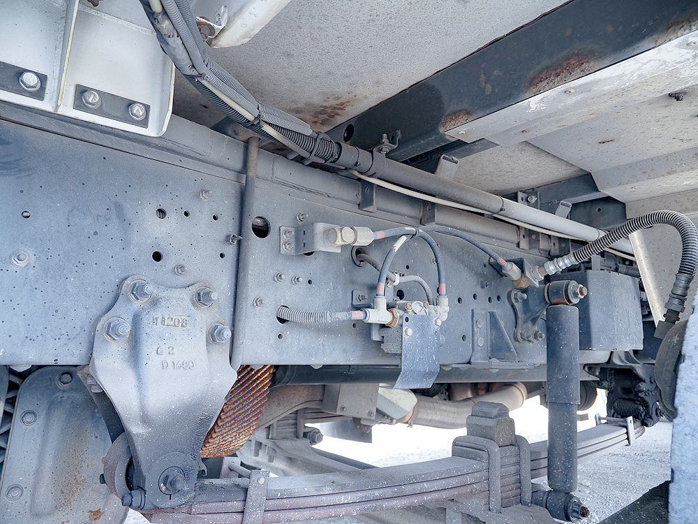 いすゞ ギガ ウイング車 大型 LKG-CYJ77A 年式 H24[写真43]