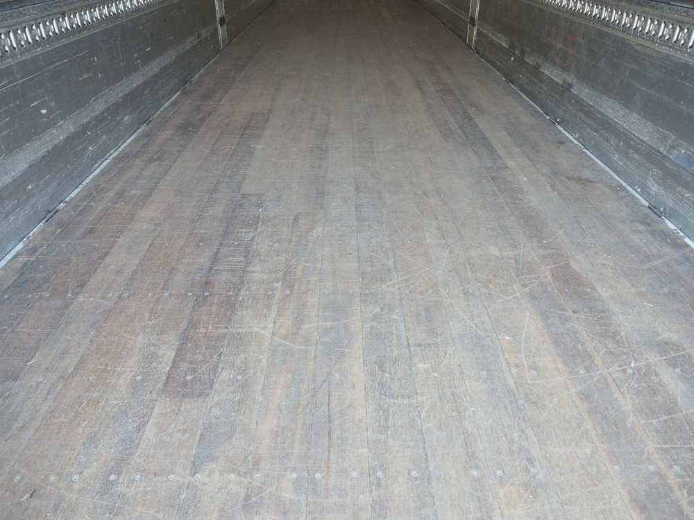 いすゞ ギガ ウイング車 大型 LKG-CYJ77A 年式 H23[写真26]