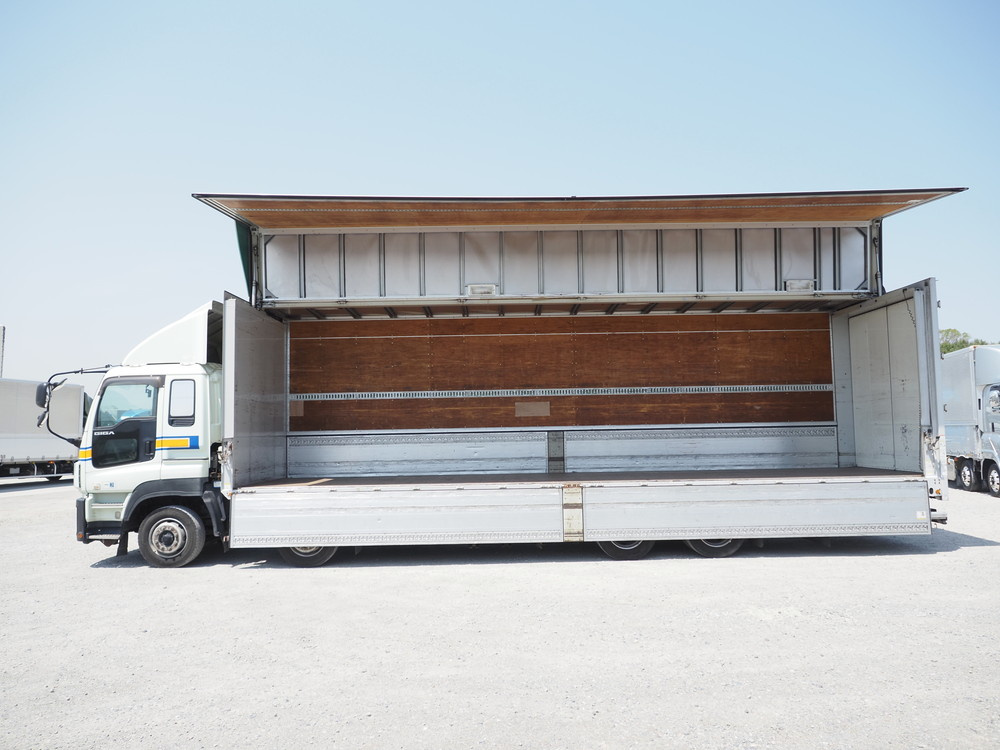 いすゞ ギガ ウイング車 大型 LKG-CYJ77A 年式 H23[写真16]