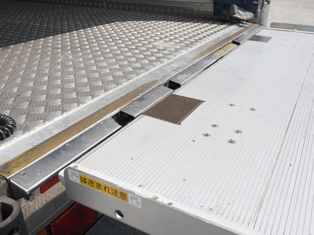 いすゞ エルフ 冷凍バン 小型 TPG-NPR85AN 年式 H29[写真25]