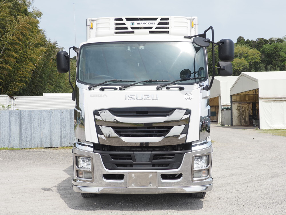 いすゞ ギガ 冷凍バン 大型 QKG-CYL77B 年式 H29[写真02]