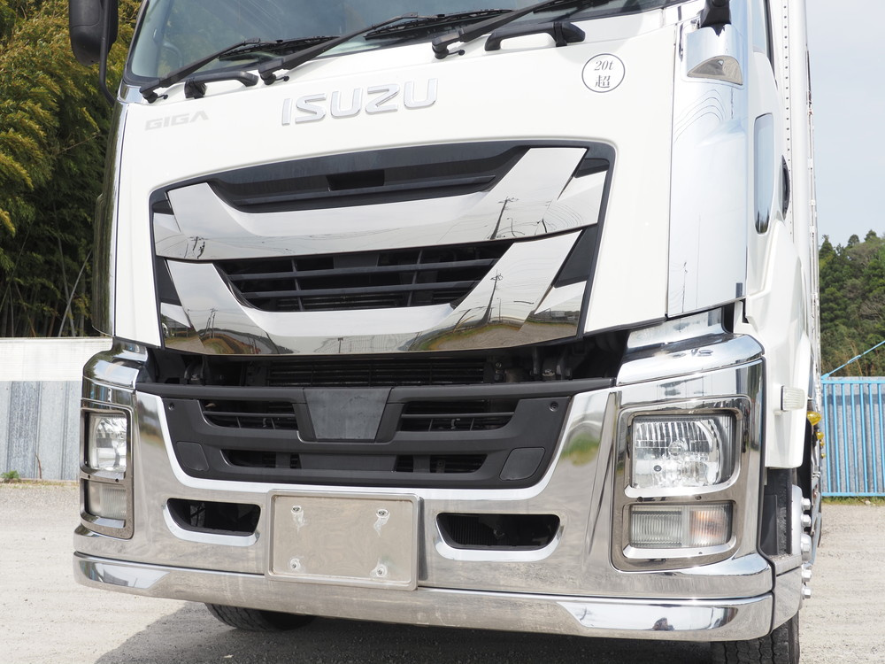 いすゞ ギガ 冷凍バン 大型 QKG-CYL77B 年式 H29[写真08]