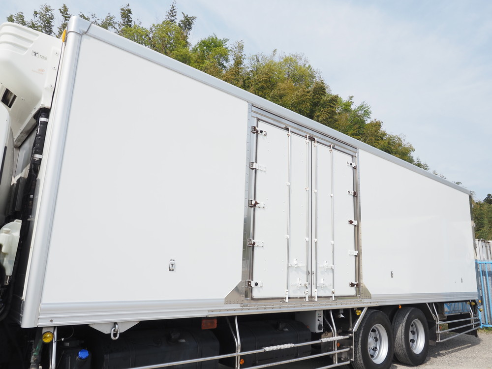 いすゞ ギガ 冷凍バン 大型 QKG-CYL77B 年式 H29[写真14]