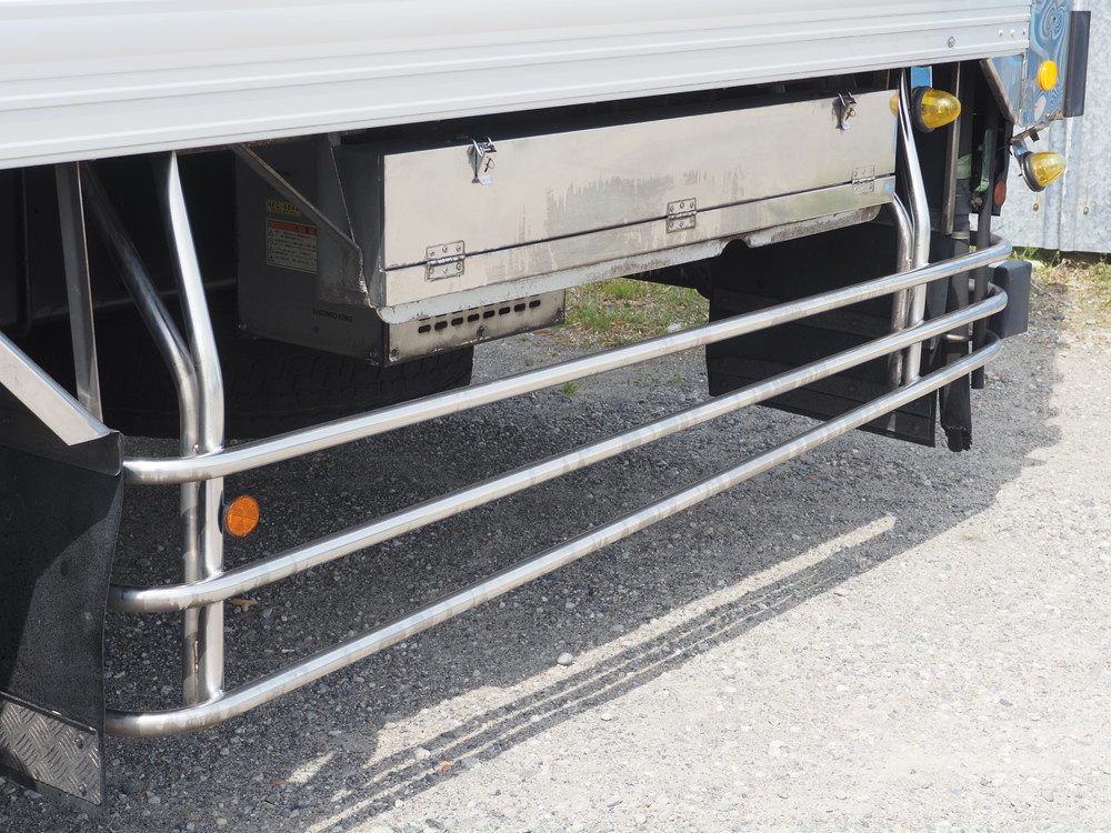 いすゞ ギガ 冷凍バン 大型 QKG-CYL77B 年式 H29[写真16]