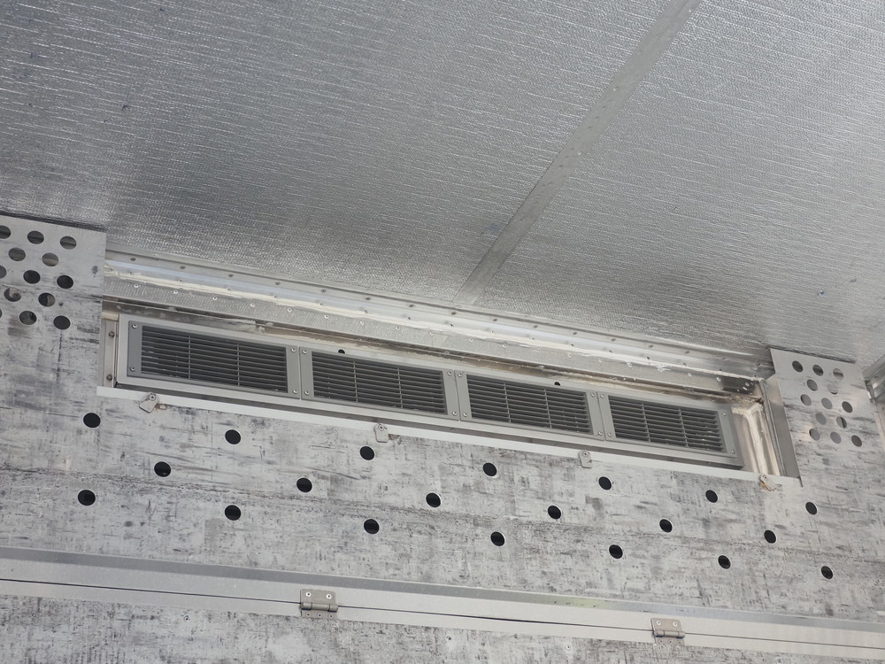 いすゞ ギガ 冷凍バン 大型 QKG-CYL77B 年式 H29[写真23]