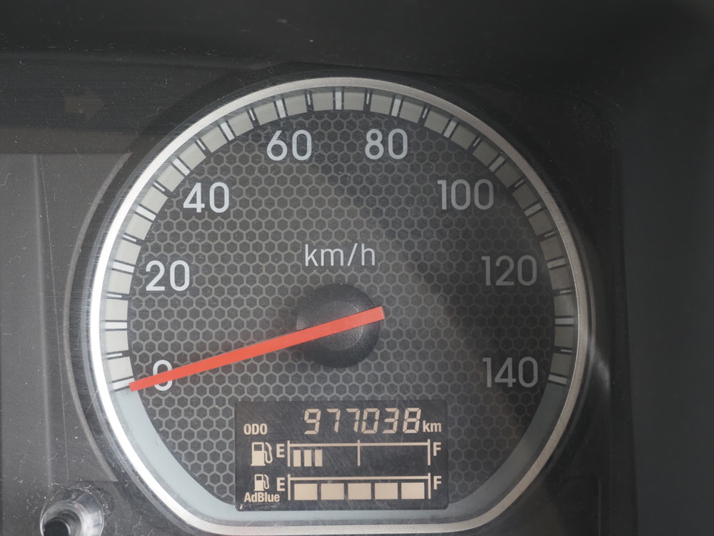 いすゞ ギガ 冷凍バン 大型 QKG-CYL77B 年式 H29[写真36]