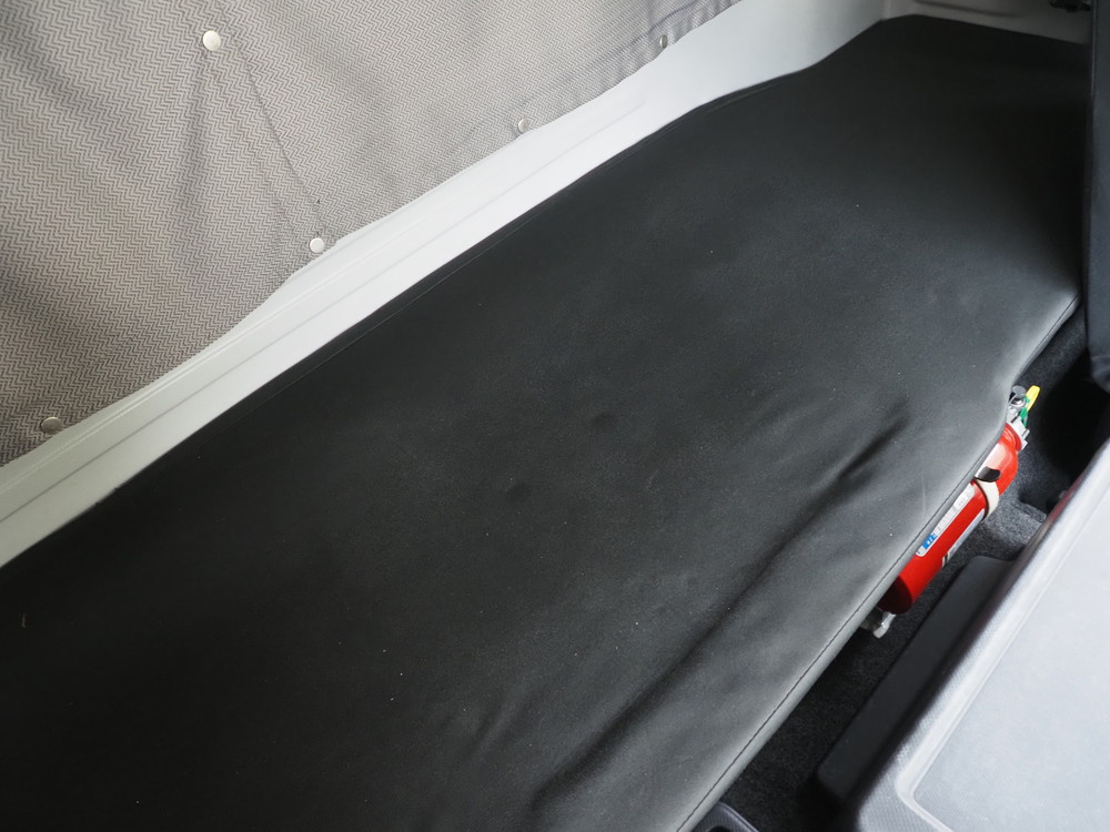 いすゞ ギガ 冷凍バン 大型 QKG-CYL77B 年式 H29[写真33]