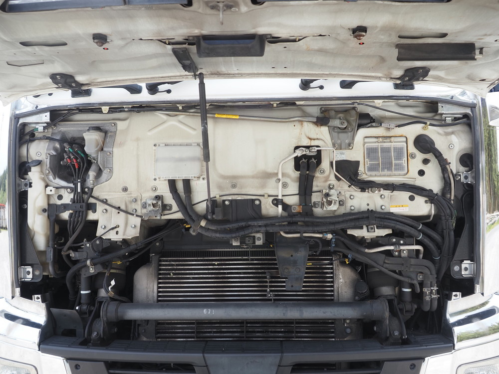 いすゞ ギガ 冷凍バン 大型 QKG-CYL77B 年式 H29[写真41]