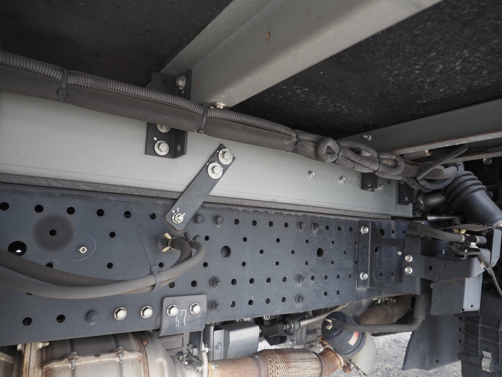 いすゞ エルフ 冷凍バン 小型 TRG-NPR85AN 年式 R1[写真33]