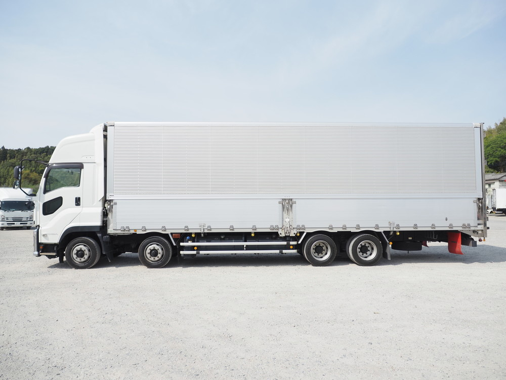 いすゞ ギガ ウイング車 大型 2PG-CYJ77C 年式 R2[写真14]