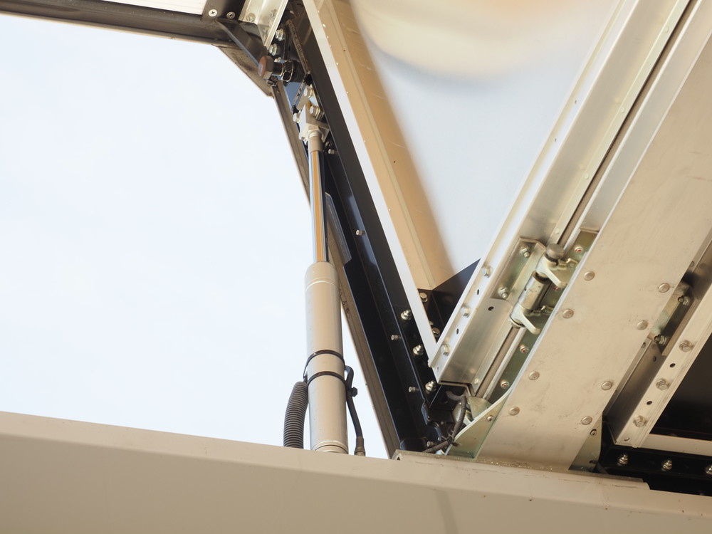 日野 プロフィア ウイング車 大型 QPG-FW1EXEG 年式 H29[写真10]