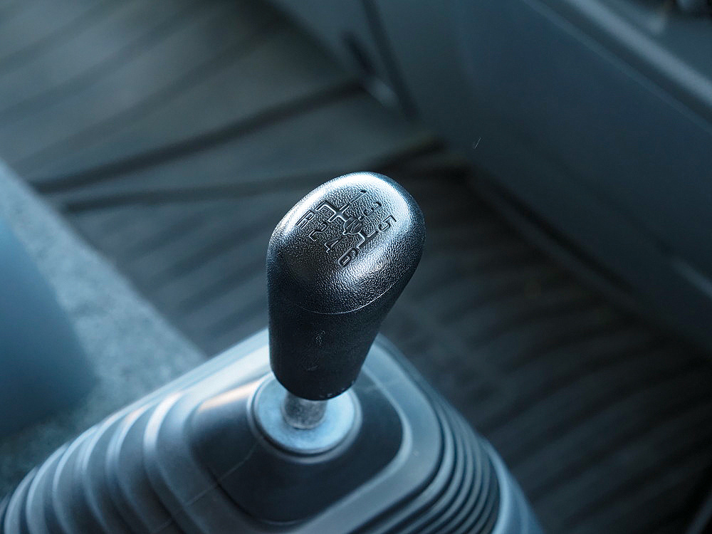 いすゞ フォワード ウイング車 中型 TKG-FRR90S2 年式 H29[写真35]