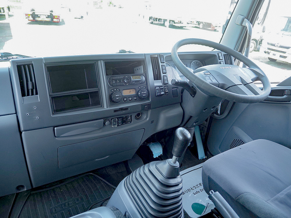 いすゞ フォワード ウイング車 中型 TKG-FRR90S2 年式 H29[写真34]