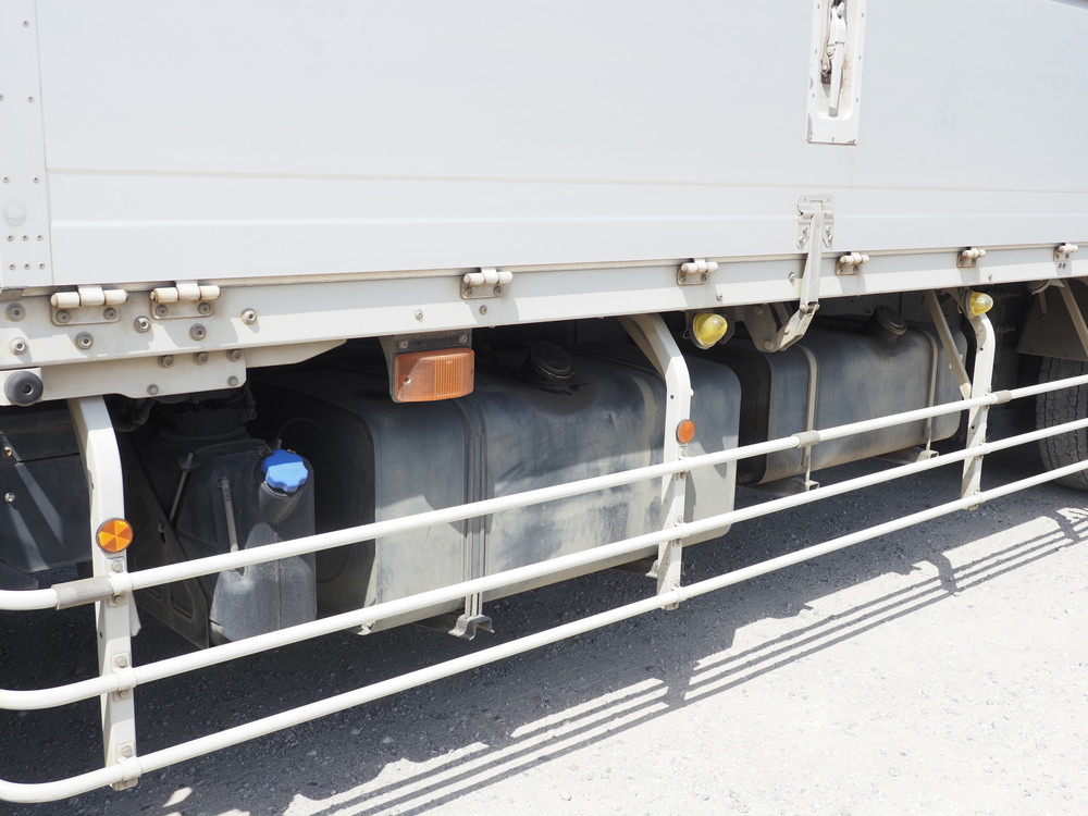 日野 プロフィア ウイング車 大型 QKG-FR1AXBG 年式 H25[写真16]