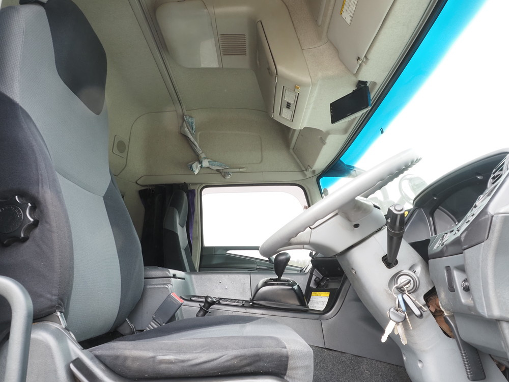 三菱ふそう スーパーグレート ウイング車 大型 QPG-FS64VZ 年式 H28[写真31]