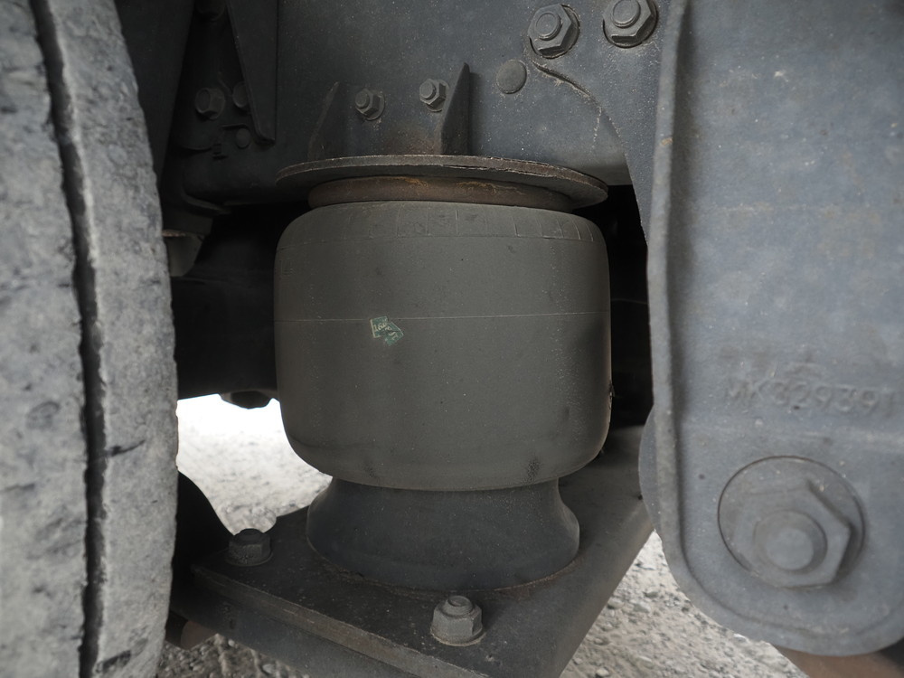 三菱ふそう スーパーグレート ウイング車 大型 QPG-FS64VZ 年式 H28[写真42]