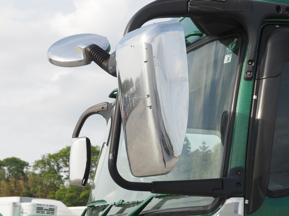 三菱ふそう スーパーグレート ウイング車 大型 BDG-FS54JZ 年式 H20[写真09]