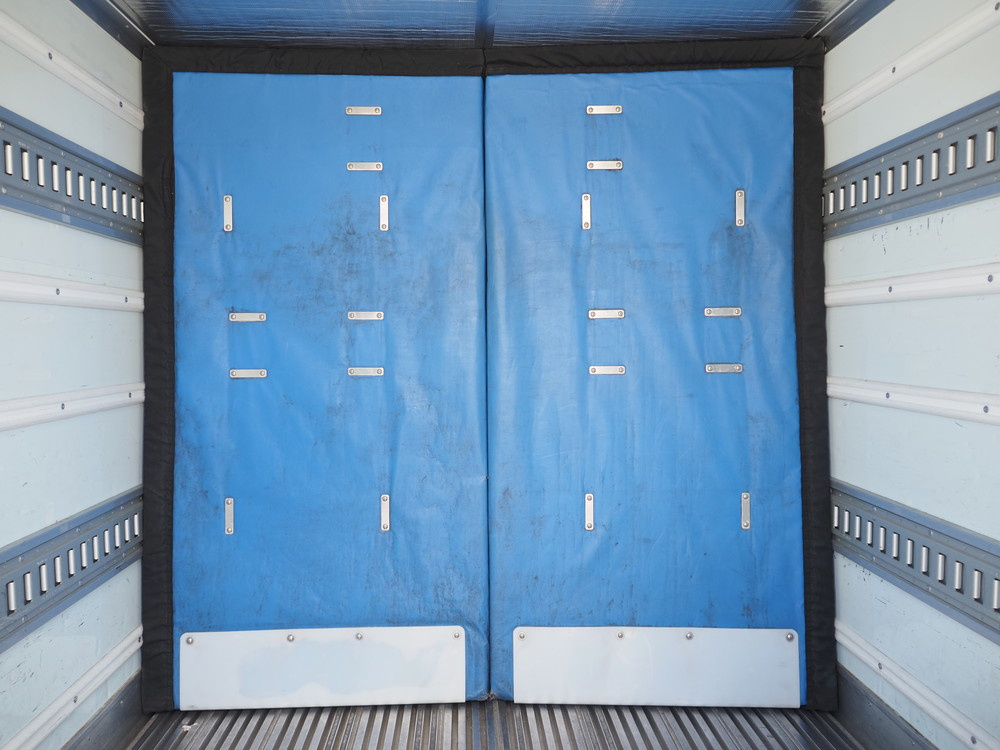 いすゞ エルフ 冷凍バン 小型 TPG-NLR85AN 年式 H28[写真17]