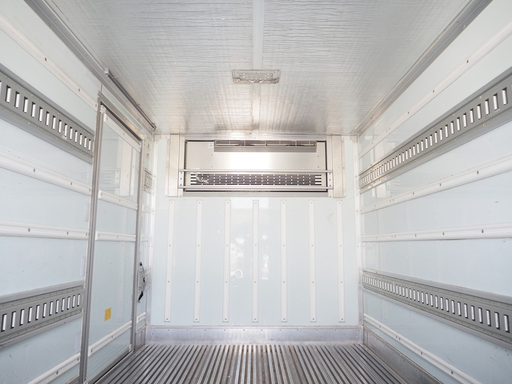 いすゞ エルフ 冷凍バン 小型 TPG-NLR85AN 年式 H28[写真15]