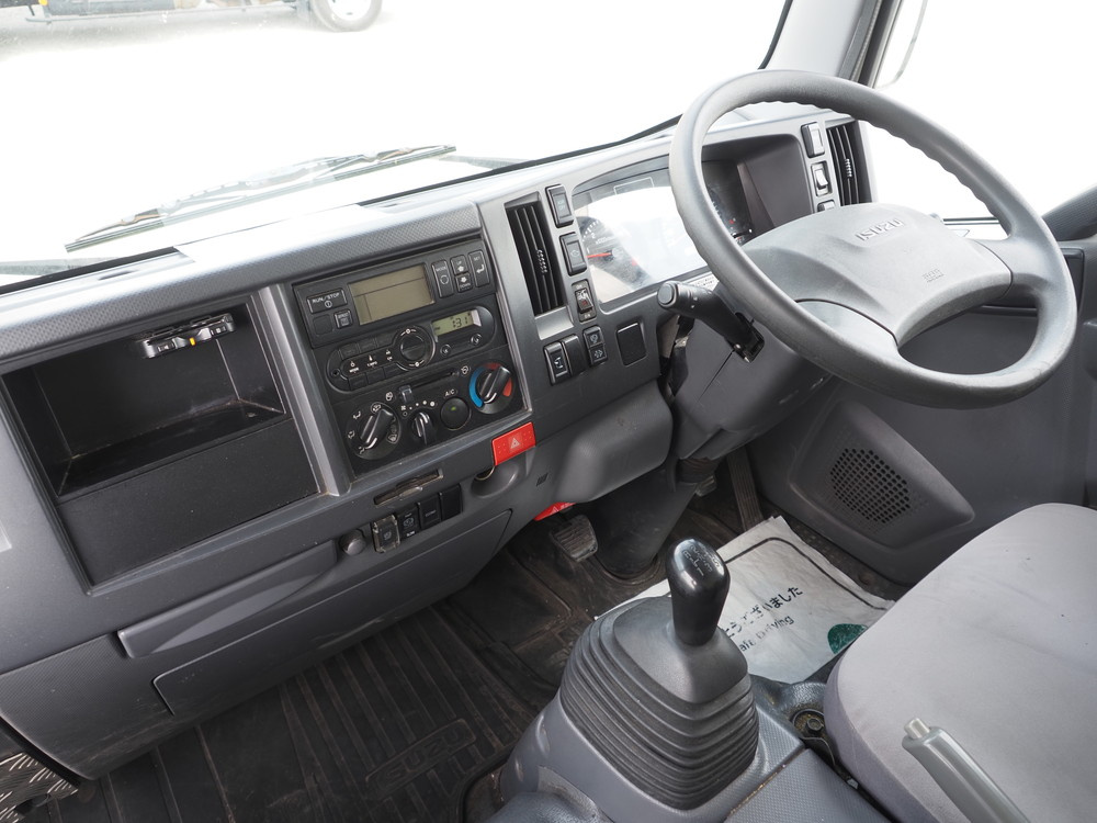 いすゞ エルフ 冷凍バン 小型 TPG-NLR85AN 年式 H28[写真23]