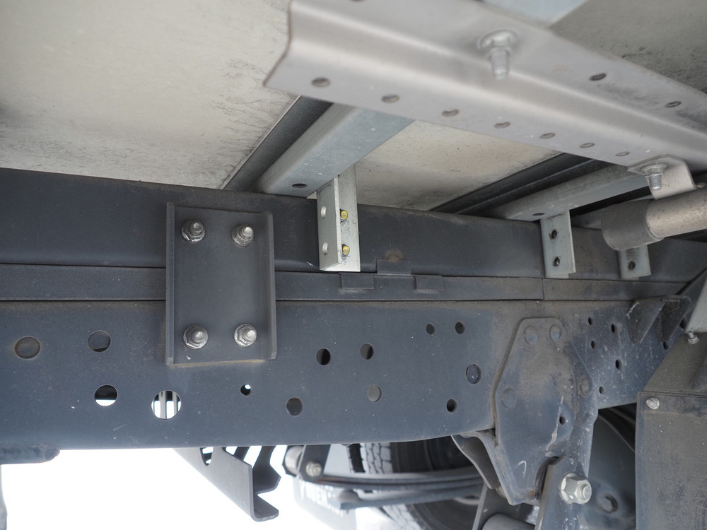 いすゞ エルフ 冷凍バン 小型 TPG-NLR85AN 年式 H28[写真31]