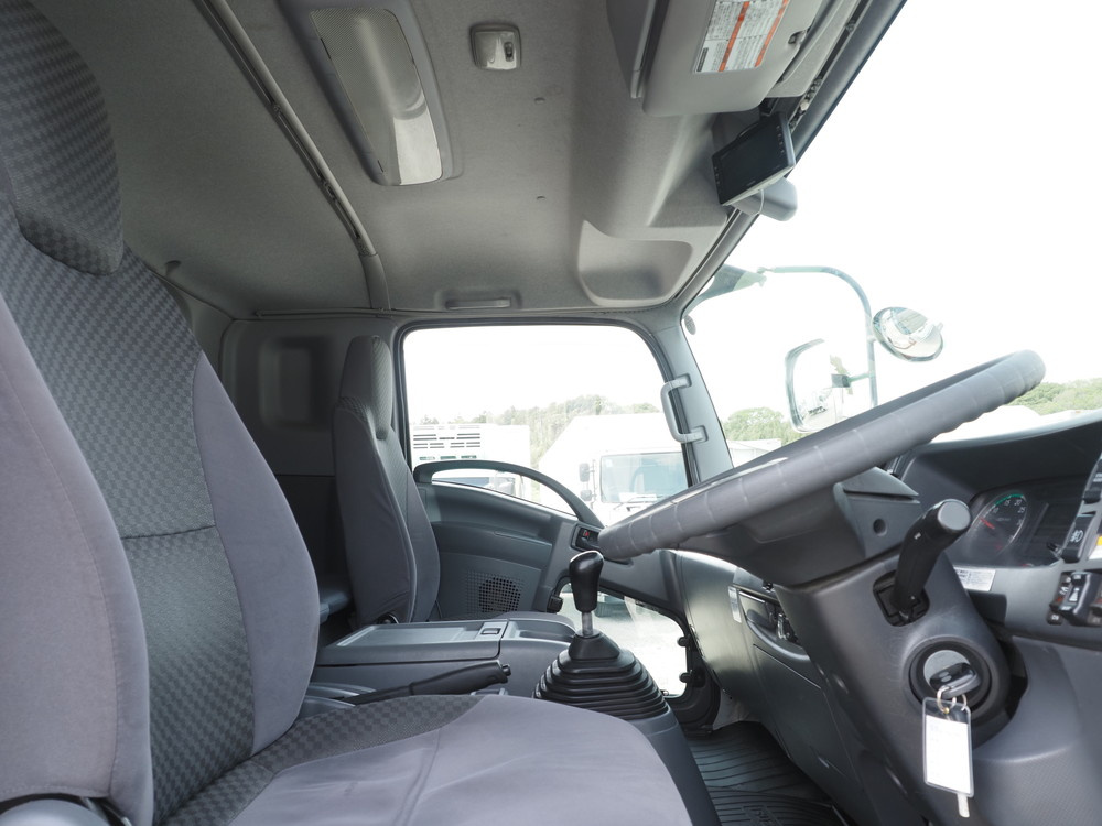 いすゞ フォワード ウイング車 中型 TKG-FRR90T2 年式 H30[写真34]