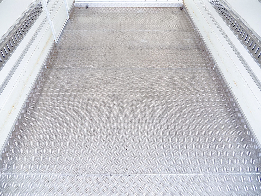 いすゞ エルフ 冷凍バン 小型 TPG-NPR85AN 年式 H28[写真18]