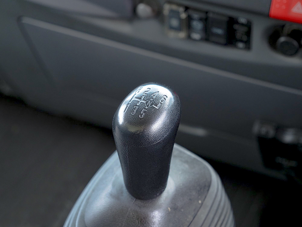 いすゞ エルフ 冷凍バン 小型 TPG-NPR85AN 年式 H28[写真31]