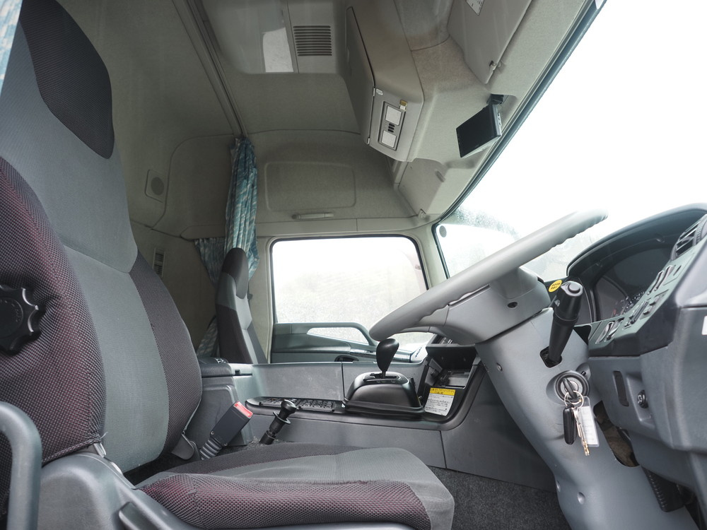 三菱ふそう スーパーグレート ウイング車 大型 QKG-FS54VZ 年式 H26[写真32]