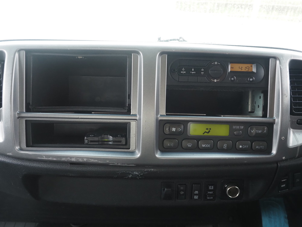 日野 レンジャープロ ウイング車 中型 TKG-FD9JLAG 年式 H27[写真32]