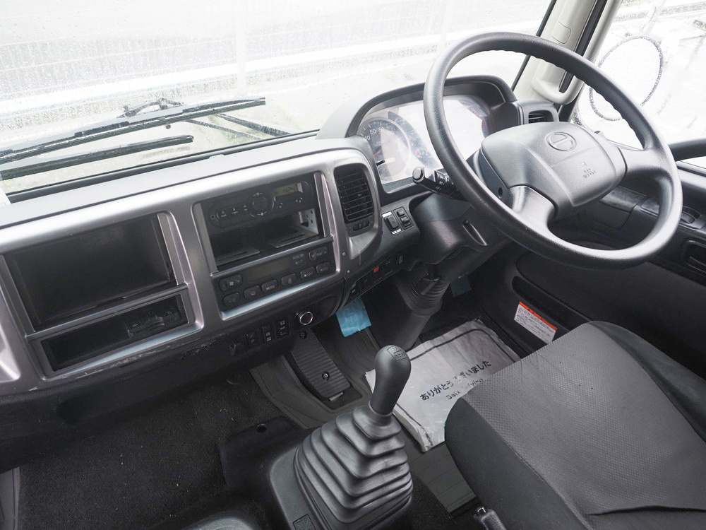 日野 レンジャープロ ウイング車 中型 TKG-FD9JLAG 年式 H27[写真30]